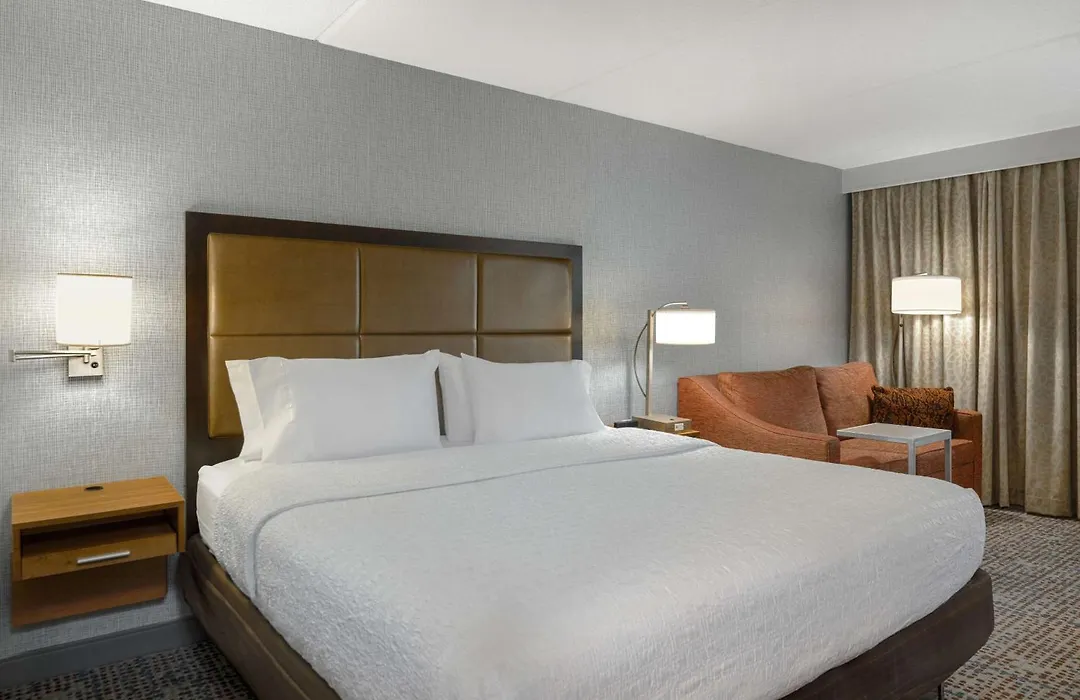 Hampton Inn Tallahassee-Central-1