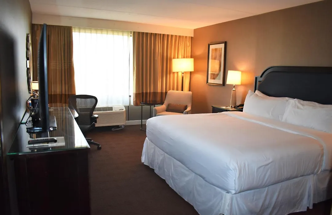 Sheraton Lisle Naperville Hotel-1