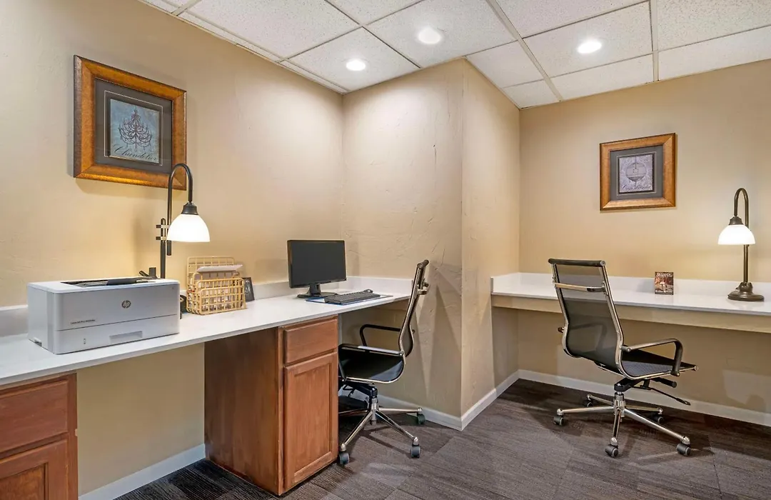Best Western Green Bay Inn And Conference Center-1
