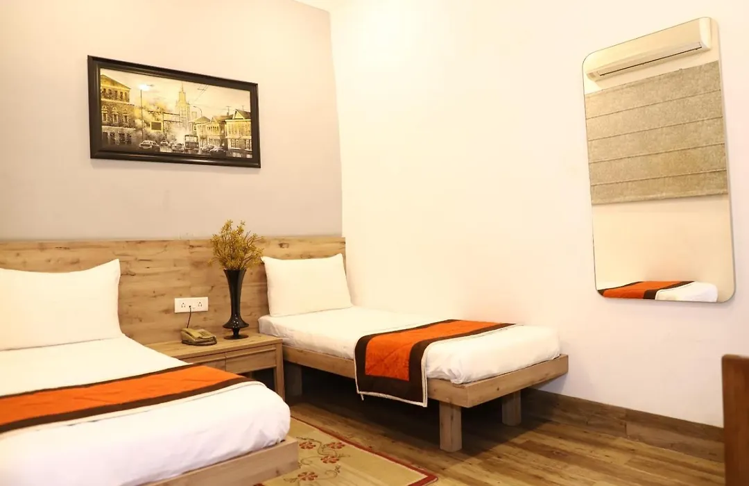 Airport Hotel-1