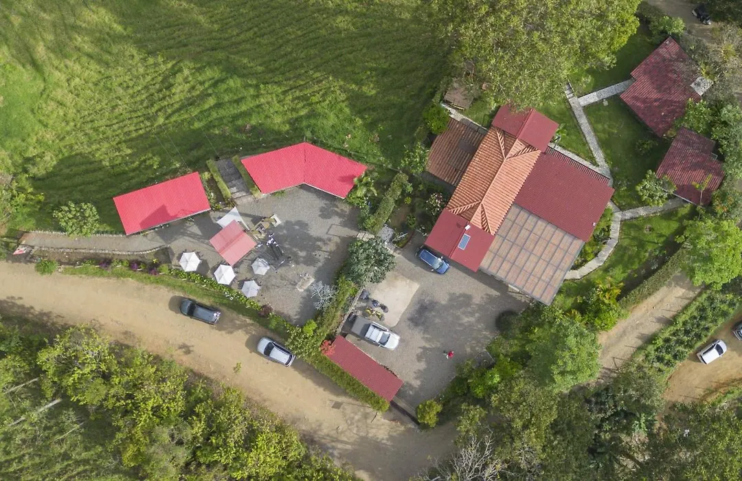 Gulupa Ecolodge-1