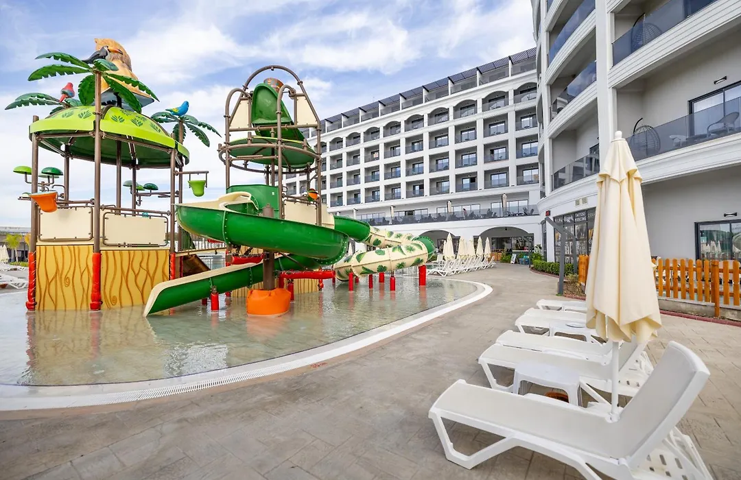 Side Moon Palace Hotel-1