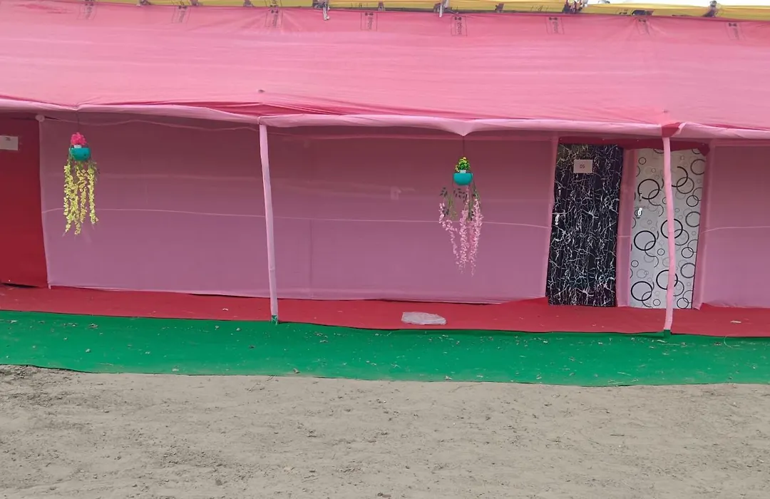 Mahakumbh Luxury Cottage-1