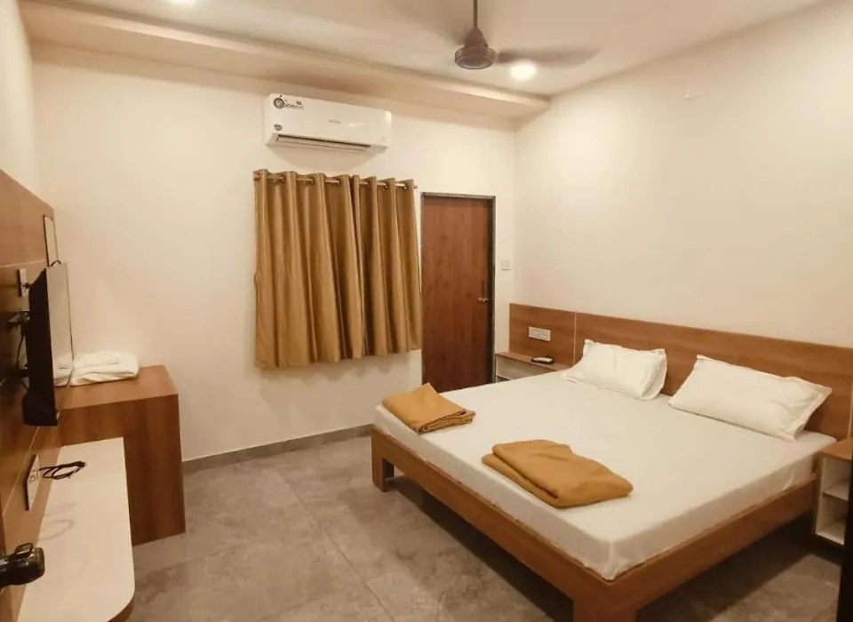 Ayodhya Bhavan - Near Dwarka Railway Station & Shree Dwarkadhish Temple-1