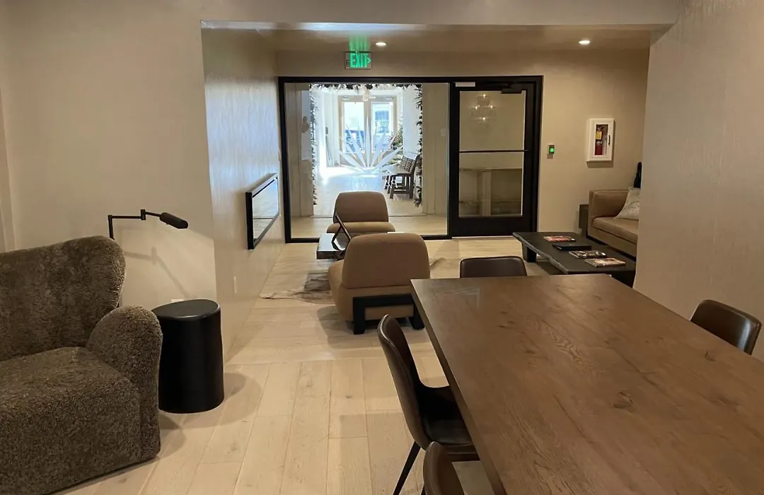 Palace Modern Hotel At The Plaza - Corner Suite 7-1