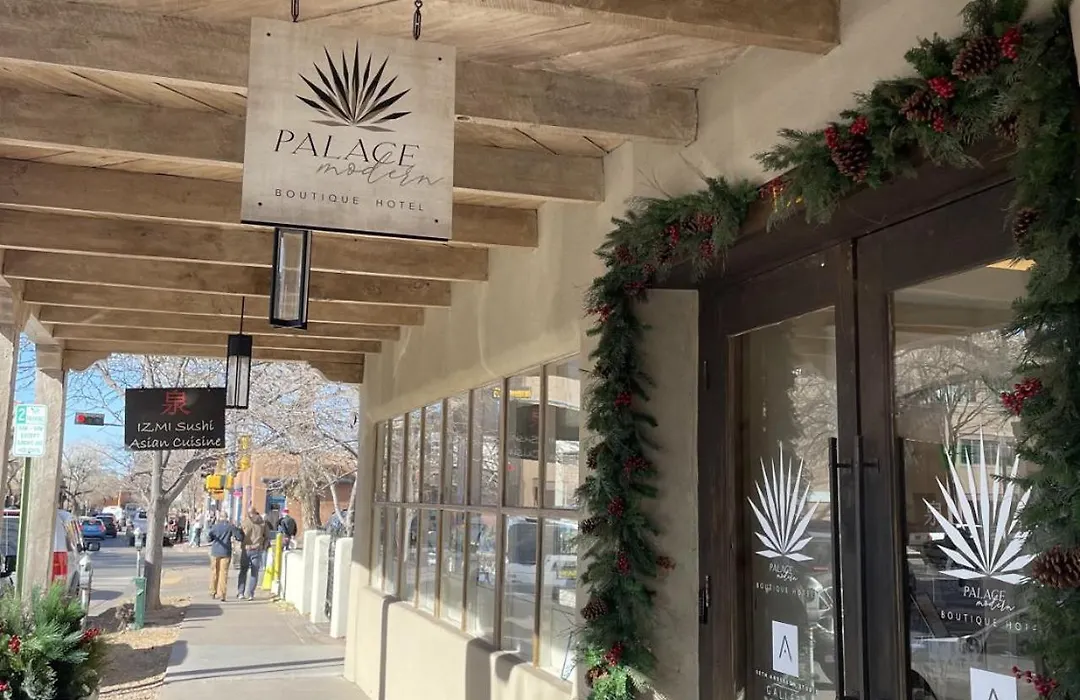 Palace Modern Hotel At The Plaza - King 11-1