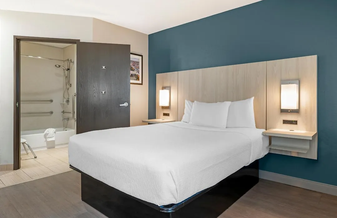 Best Western Plus Lafayette Hotel University Area-1
