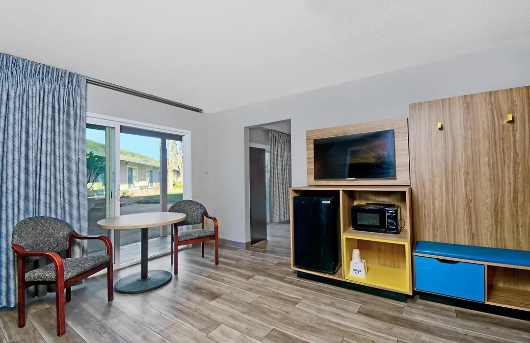 Days Inn By Wyndham Novato/San Francisco-1
