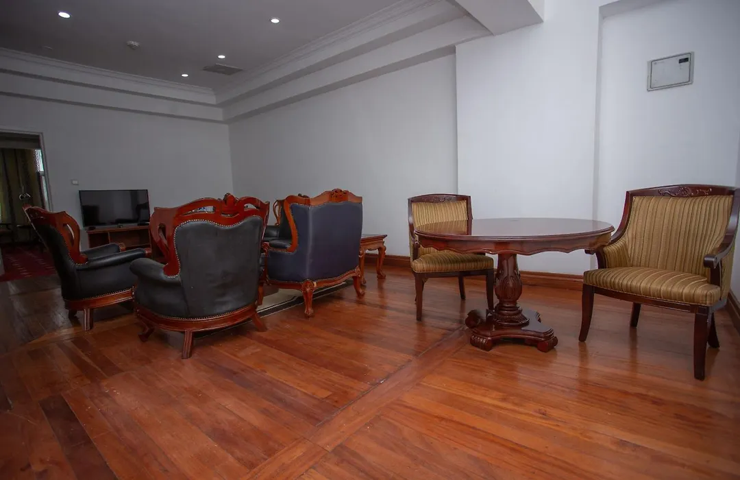 Weston Hotel-1