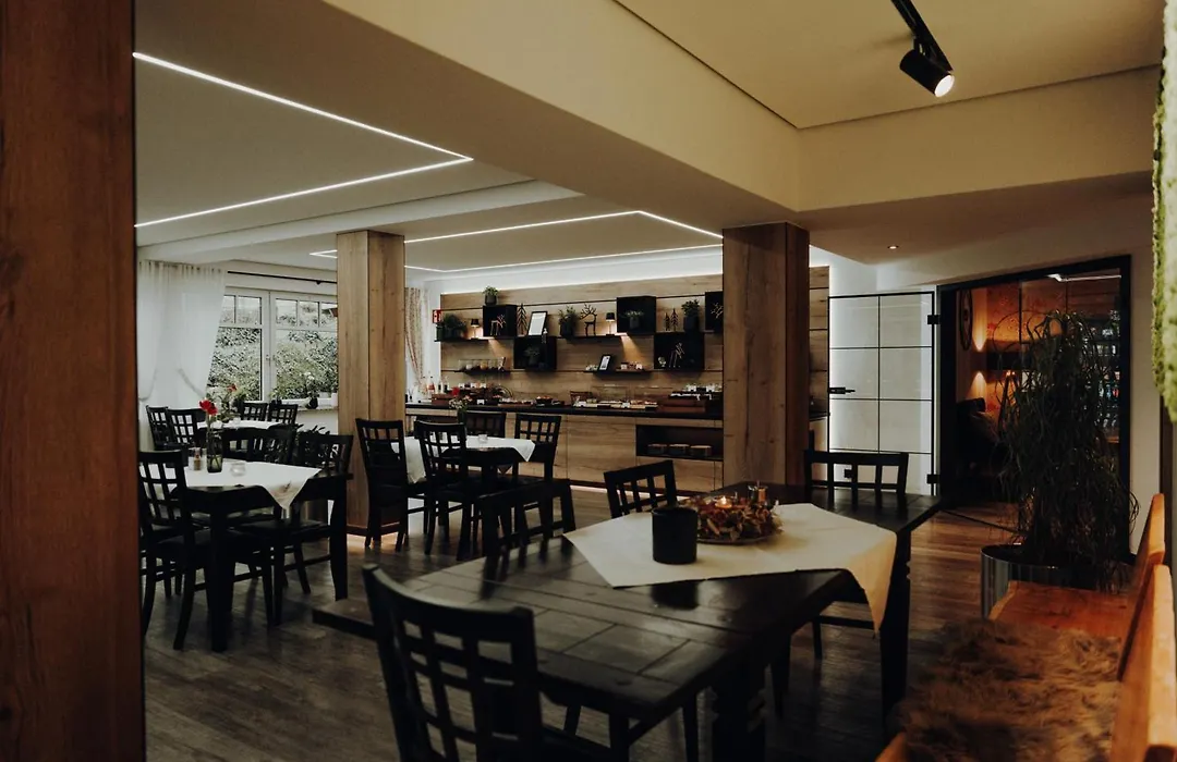 Das Kleine Hotel Lahnau I Rooms & Breakfast-1