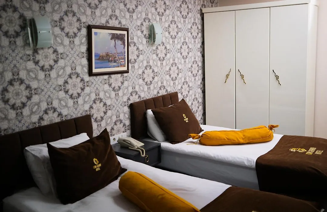 Can Grand Hotel-1