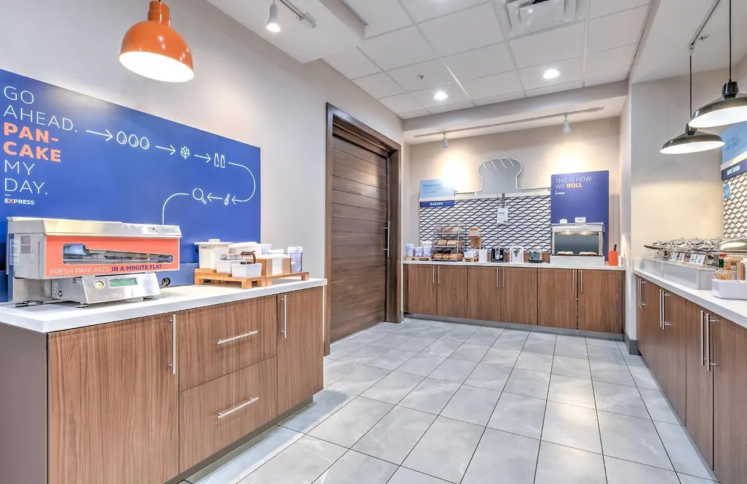 Holiday Inn Express & Suites Dallas - Plano North By Ihg-1