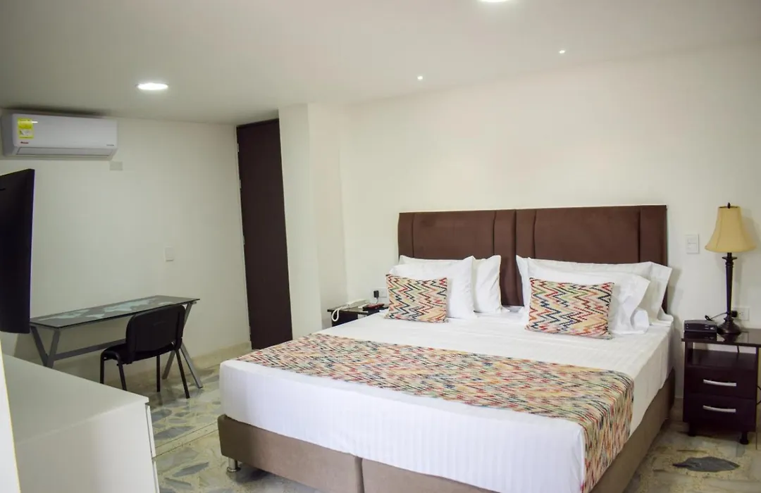 Hotel Arisha Cali-1