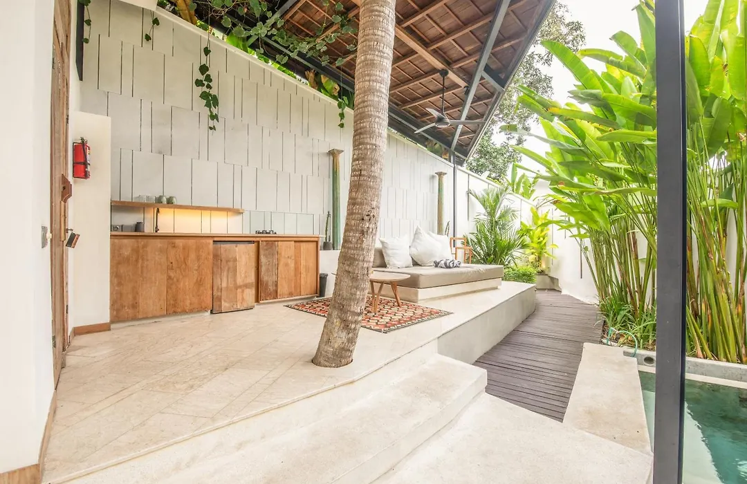 Beach Alcove-1