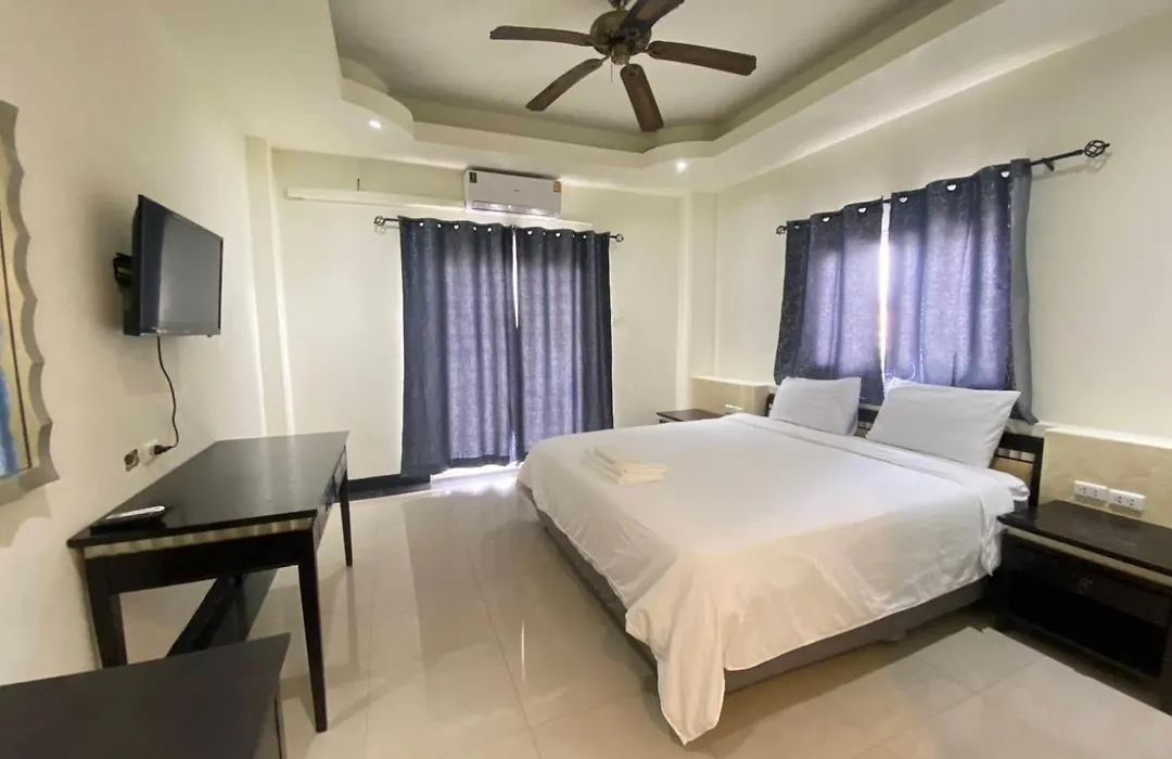 Buddy Hotel-1