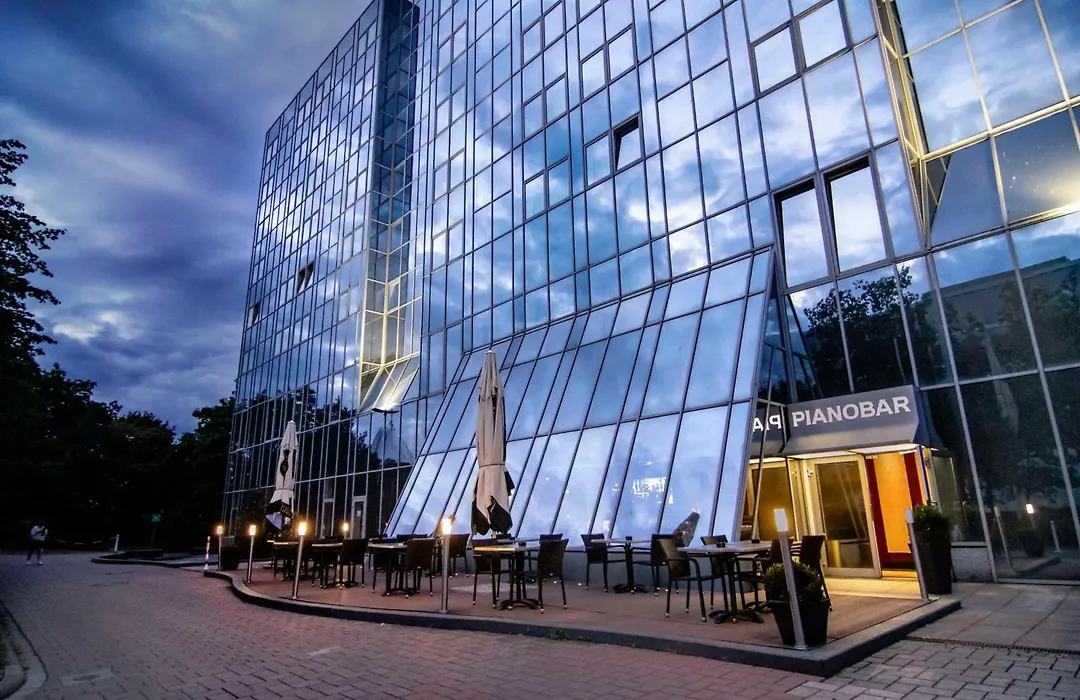 Plaza Premium Darmstadt-1
