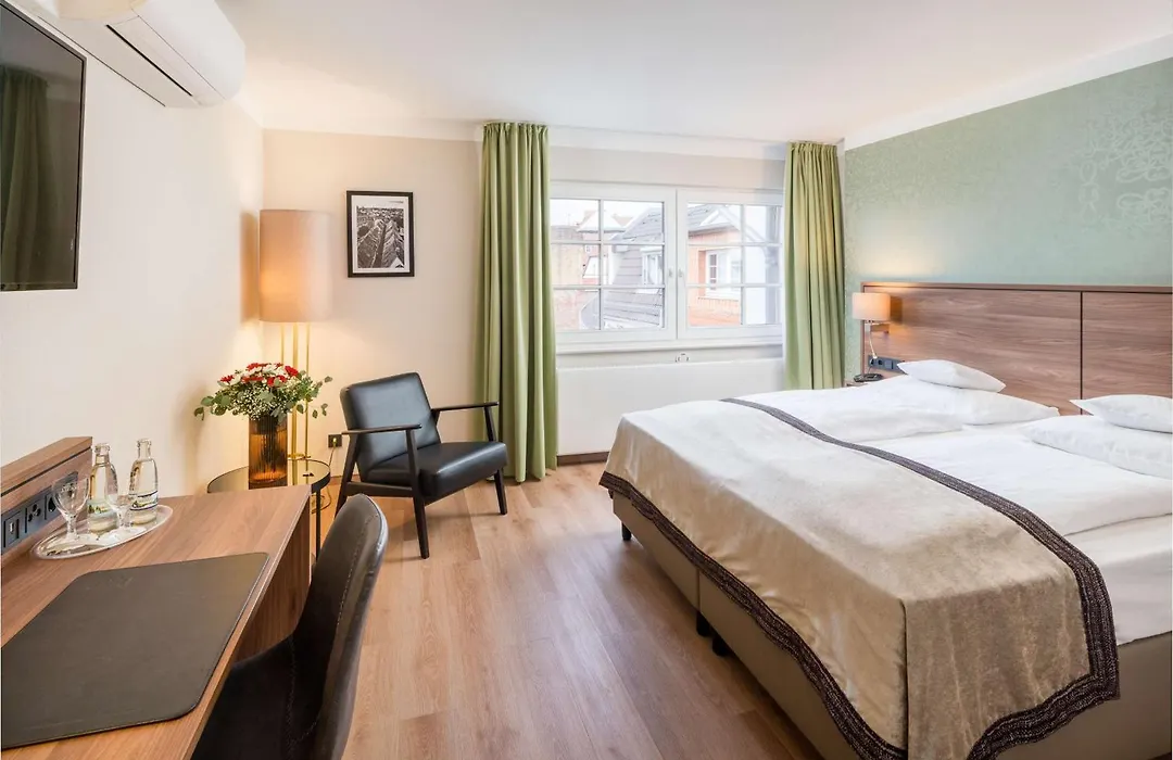 Best Western Plus Hotel Excelsior-1