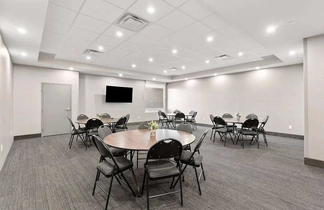 Vittoria Hotel & Suites-1