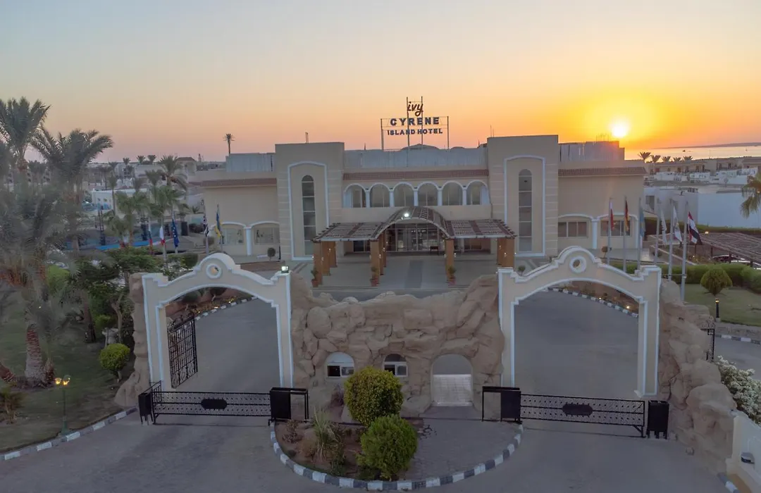 Ivy Cyrene Island Aqua Park Resort (Adults Only)-1