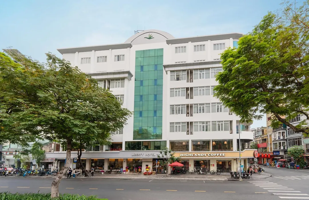 Liberty Hotel Saigon Greenview-1