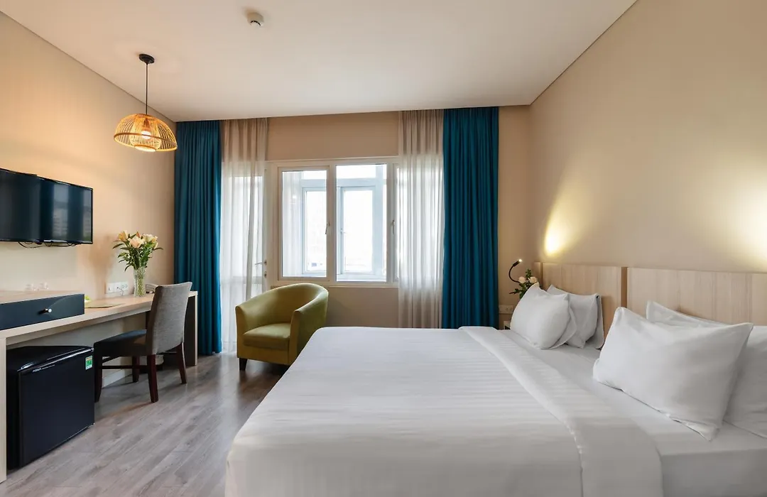 Liberty Hotel Saigon Greenview-1
