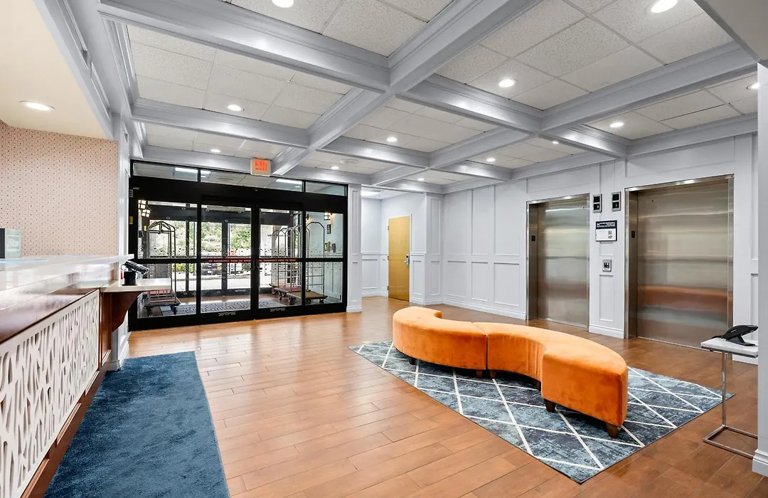 Hampton Inn Bordentown-1