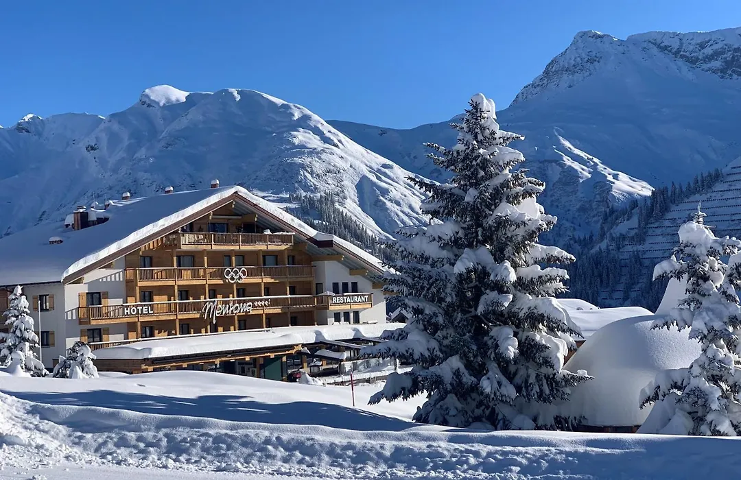 Hotel & Chalet Montana-1