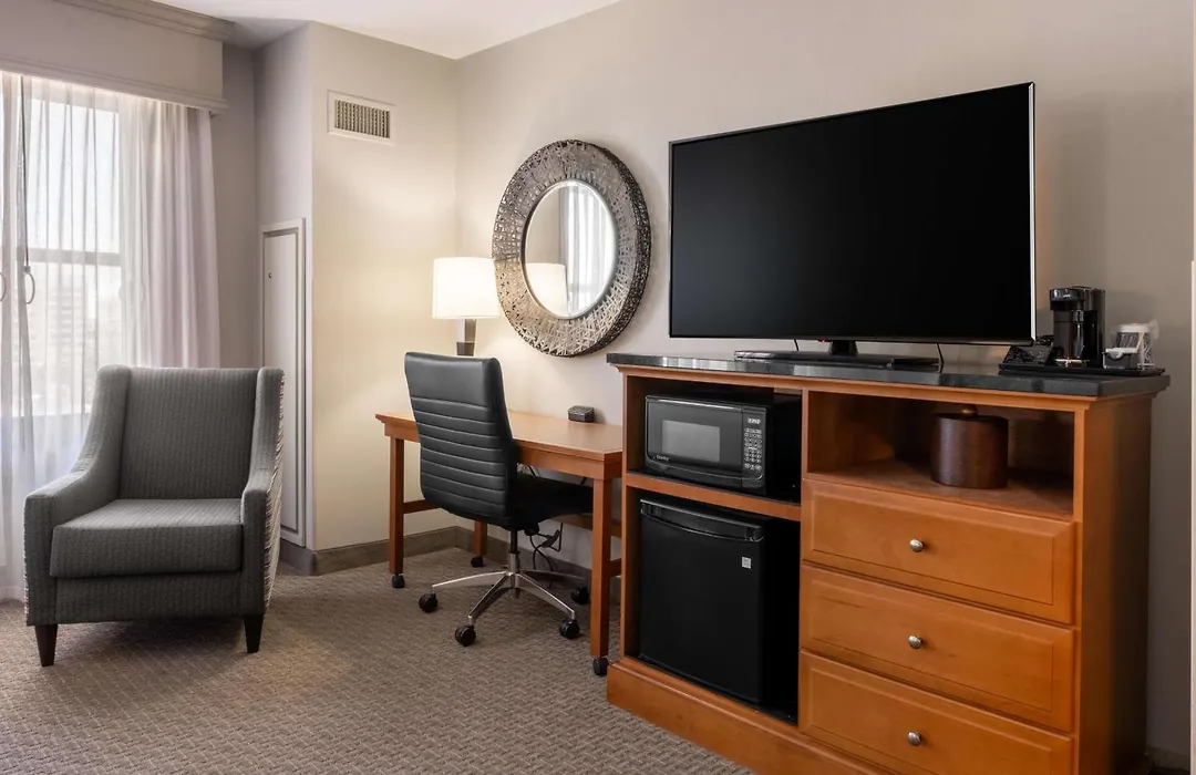 Drury Plaza Hotel Broadview Wichita-1