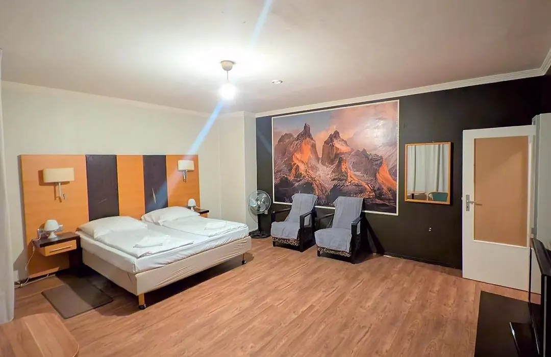Puschkin Rooms-1