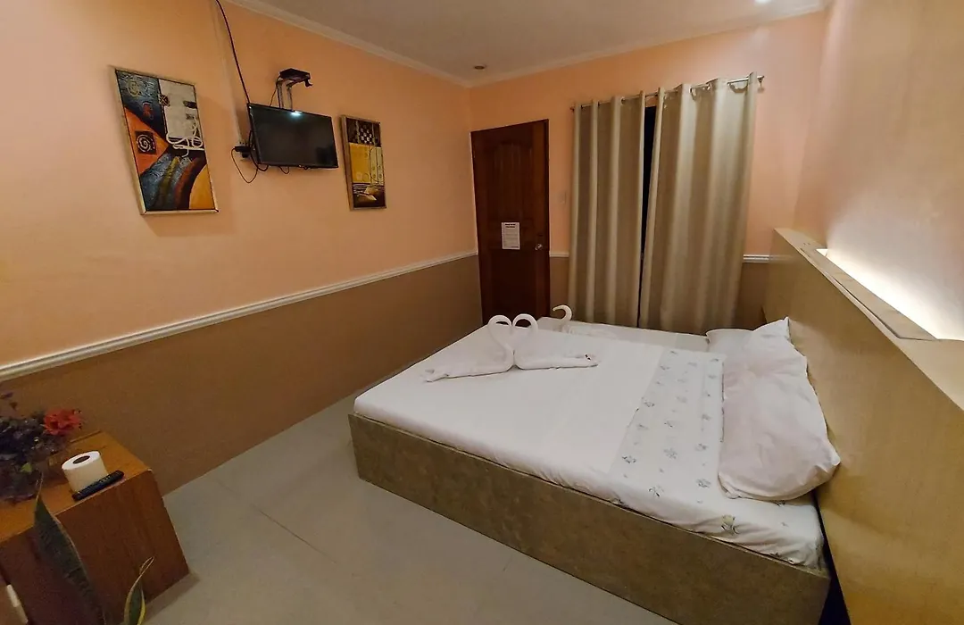 New Village Lodge-1