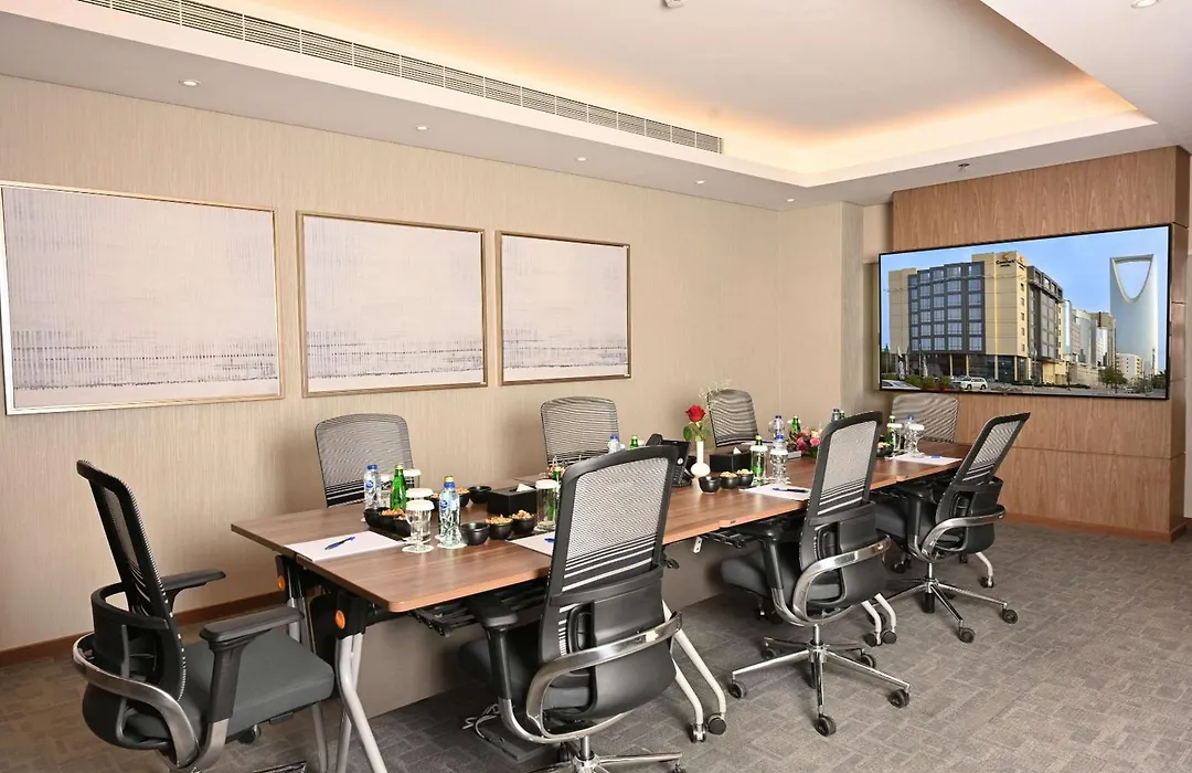 Comfort Hotel Riyadh Olaya-1