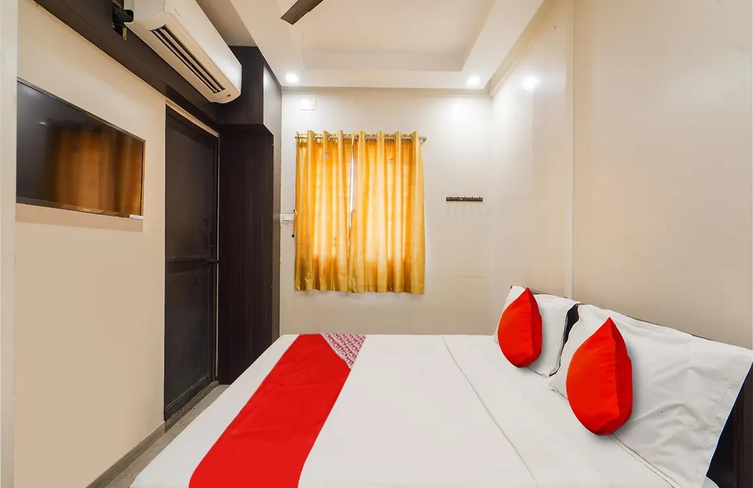 Hotel O Saravana'S Park-1