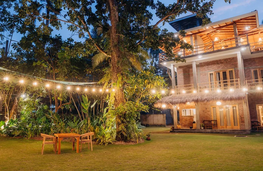 Blue Waves Surf House - Jungle Villa-1