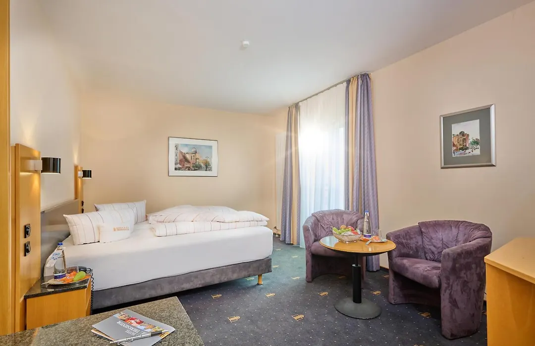 Hotel Theresientor-1