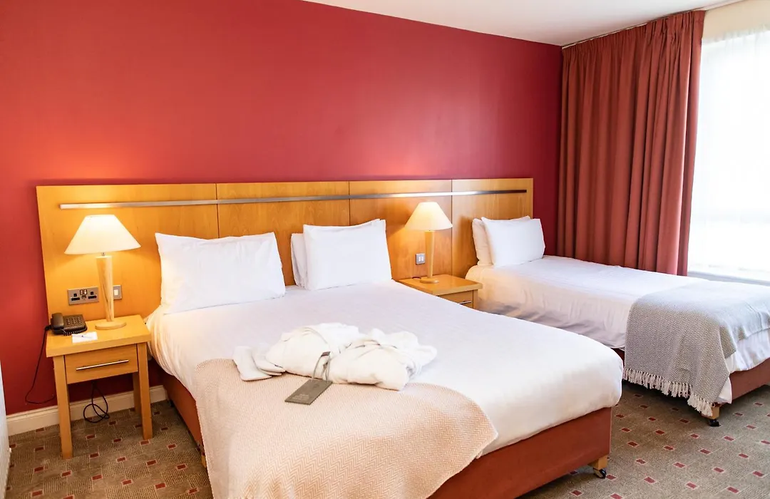 Lahinch Coast Hotel And Suites-1