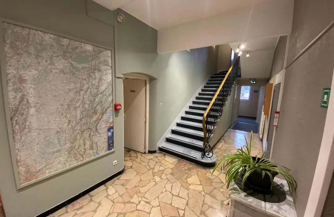 Nouvel Hotel-1