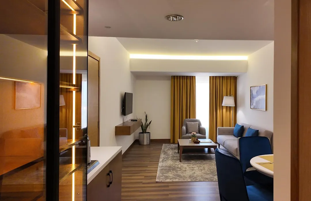 Golden Tulip Muscat-1