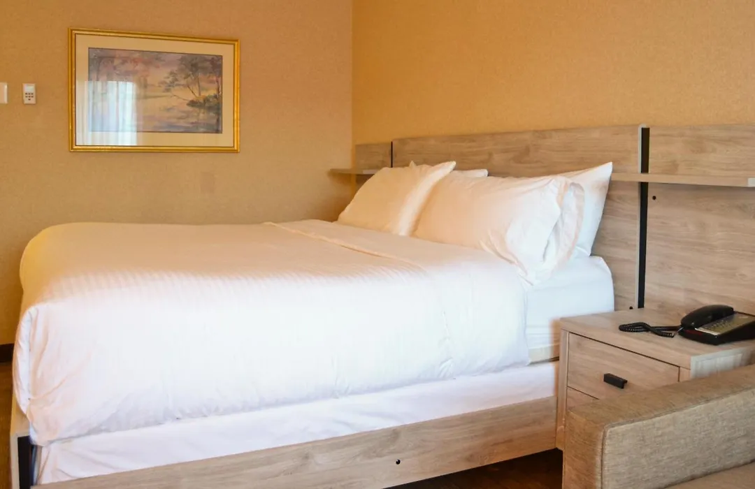 Amenida Residences, Calgary-1