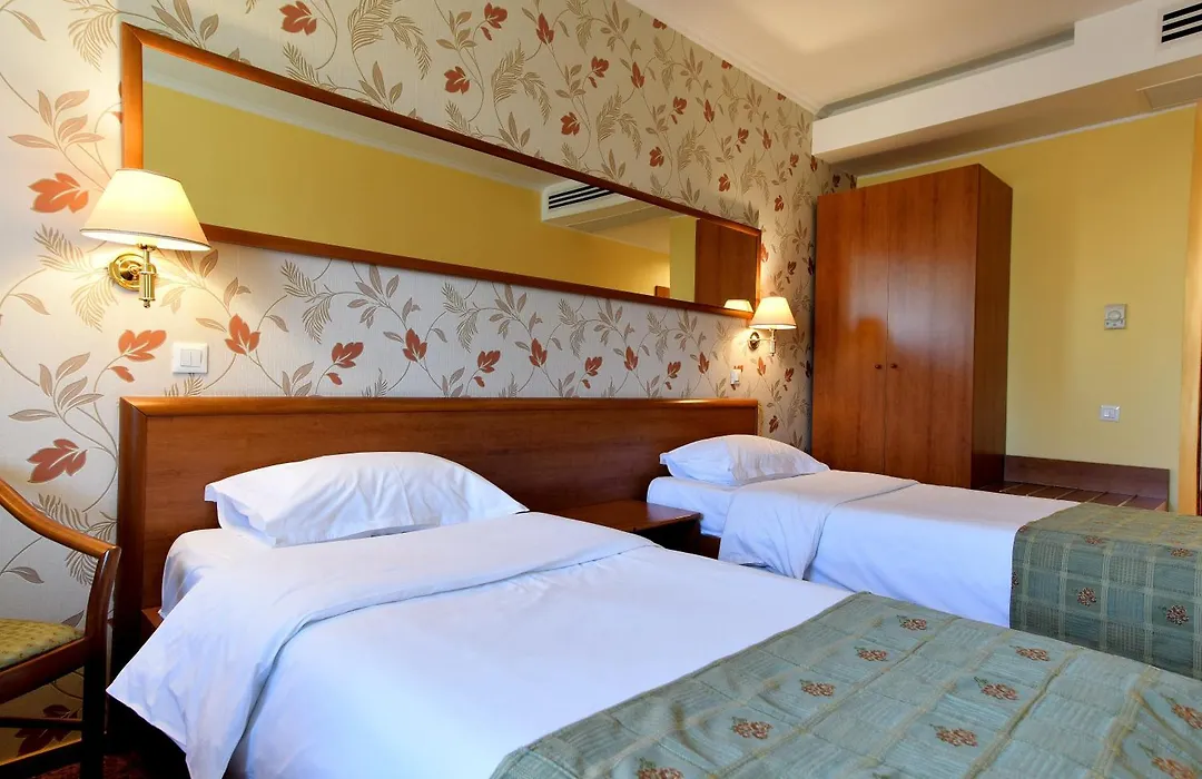 Hotel Brasov-1