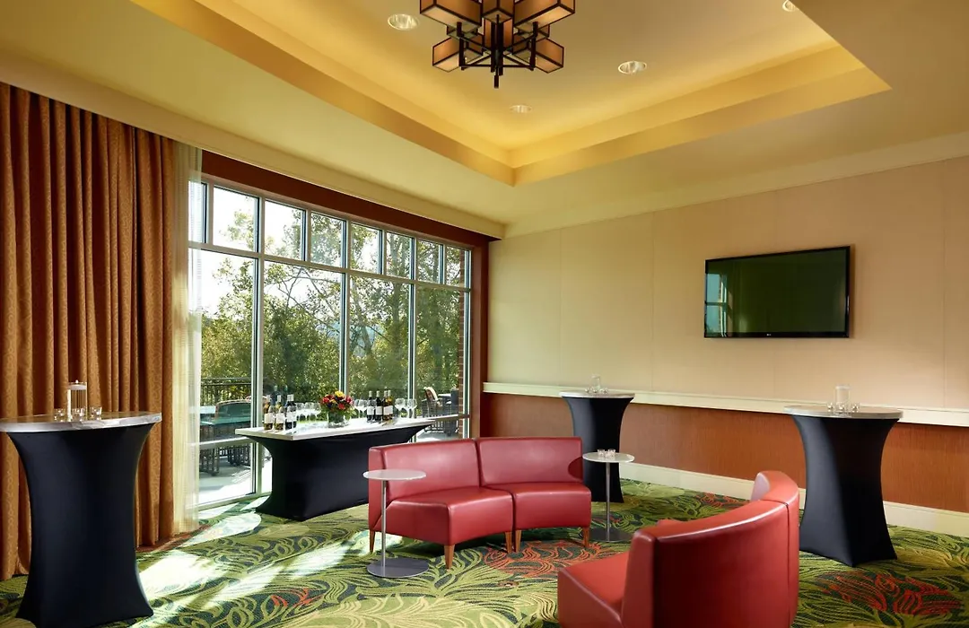 Meadowview Marriott Conference Resort And Convention Center-1