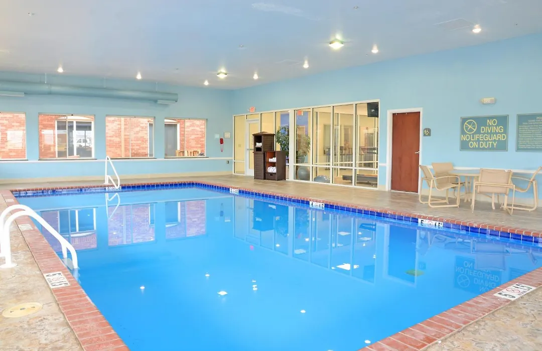 Holiday Inn Express Hotel & Suites Millington-Memphis Area By Ihg-1
