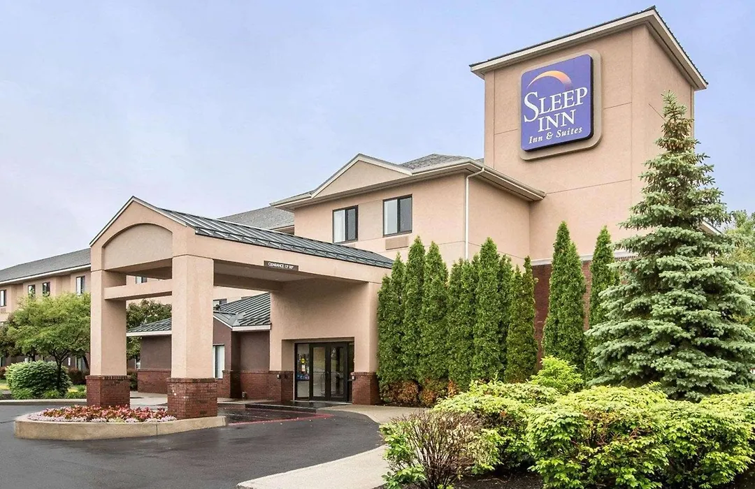 Sleep Inn & Suites Queensbury - Lake George-1