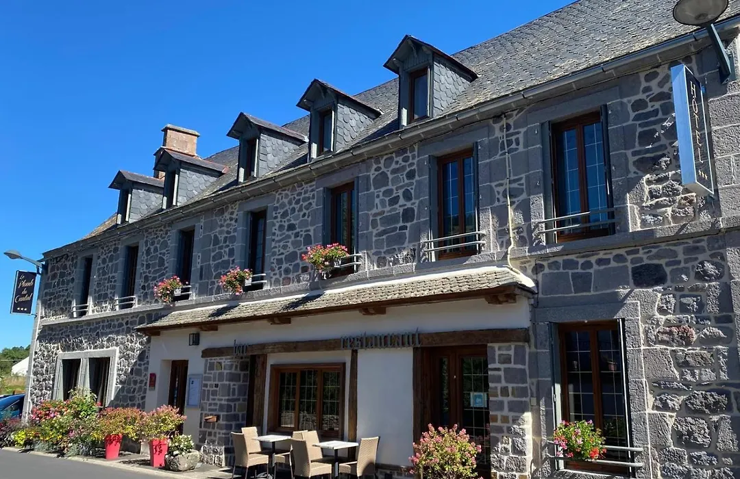 Hôtel Restaurant du Plomb du Cantal-1