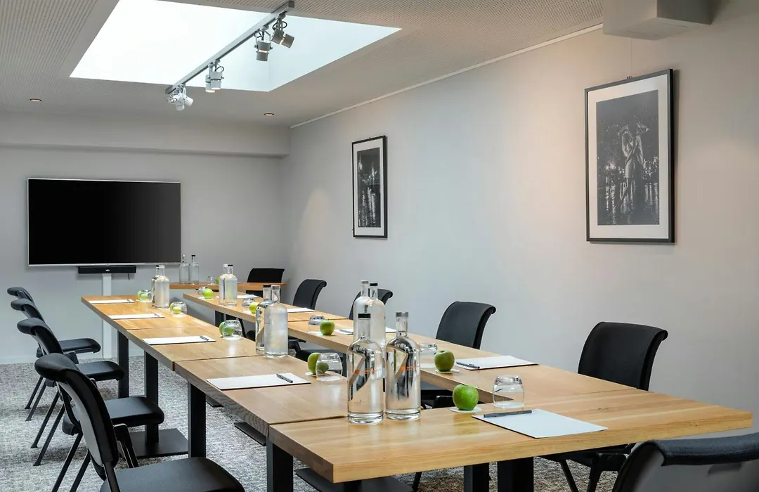 Courtyard By Marriott Brussels Eu-1