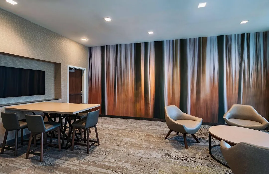 Courtyard Dallas Grand Prairie-1