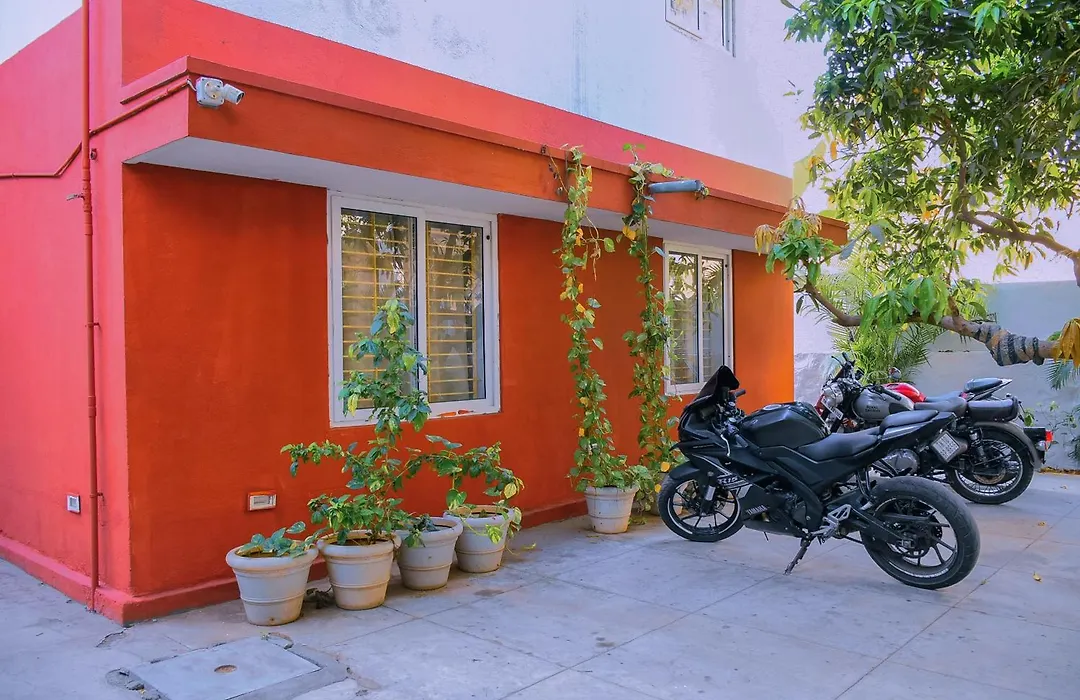 Naksha Tree Hotels- Ramapuram-1