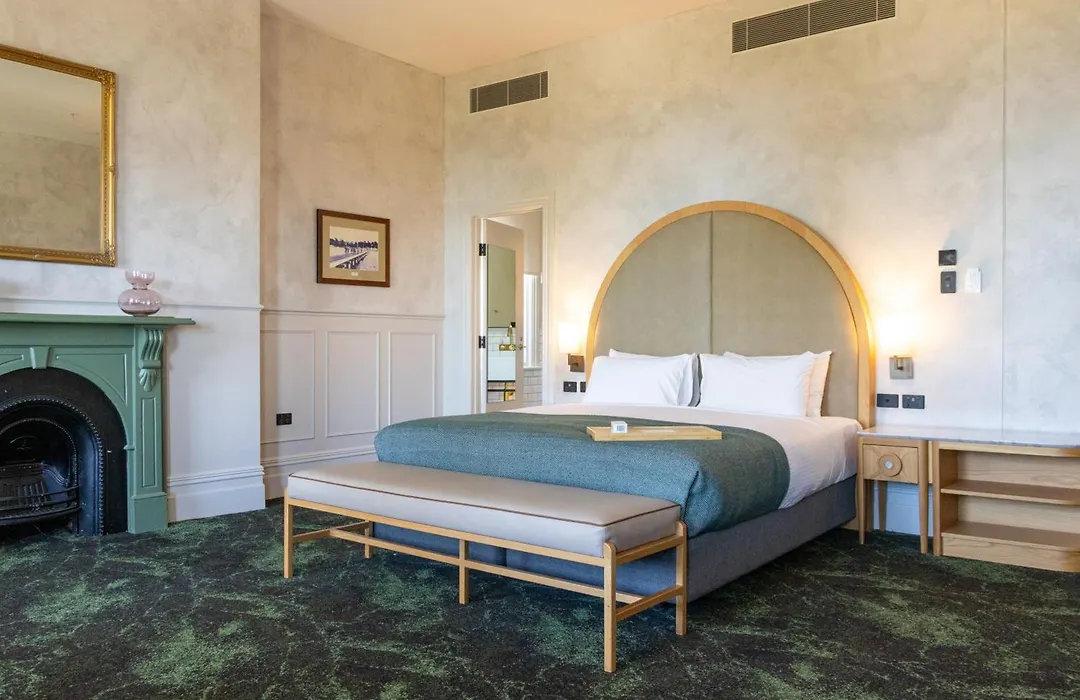 Portarlington Grand Hotel-1