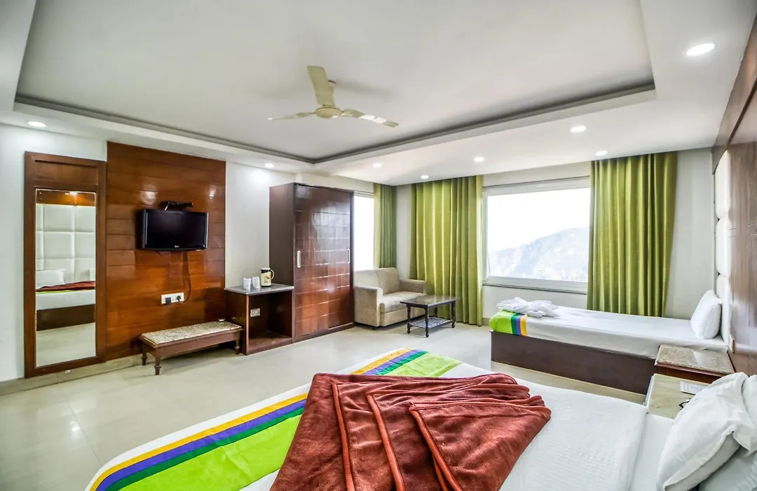 Deep Hotel-1