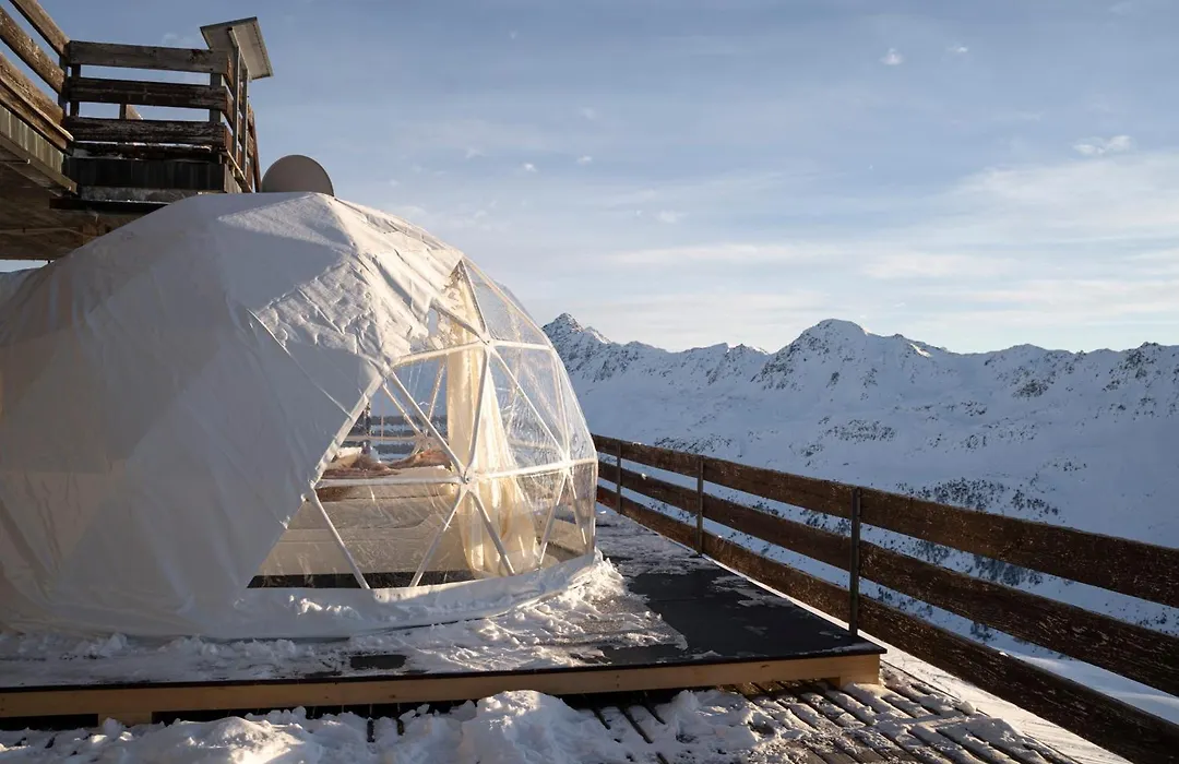 Berghotel Pischa Mountain Lodge-1