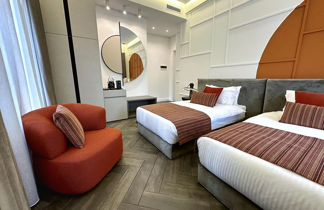 10 Stories Hotel-1